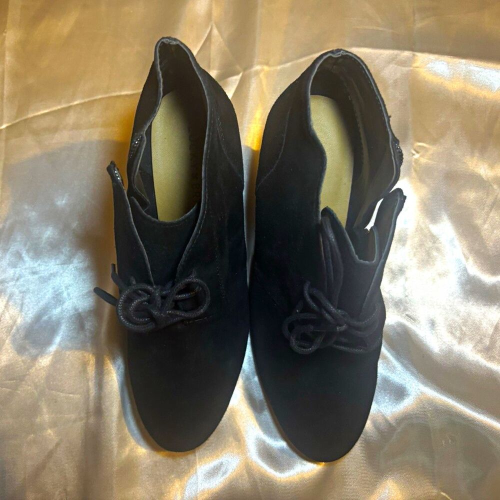 Lucky Brand Women's Black Suede Lace-Up Wedge Ankle Booties Boots Size 8.5 M